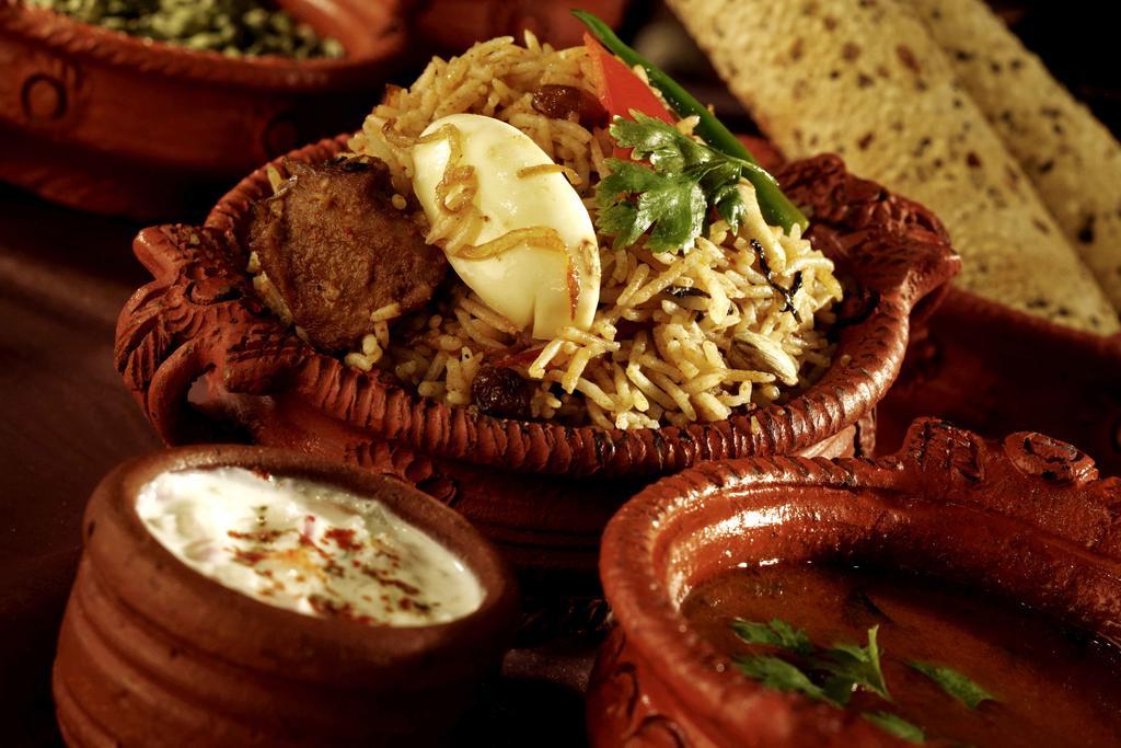 Heritage Madurai Exteriér fotografie Hyderabadi biryani