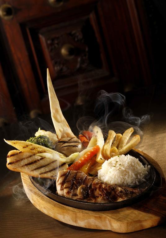 Heritage Madurai Exteriér fotografie A dish from the restaurant